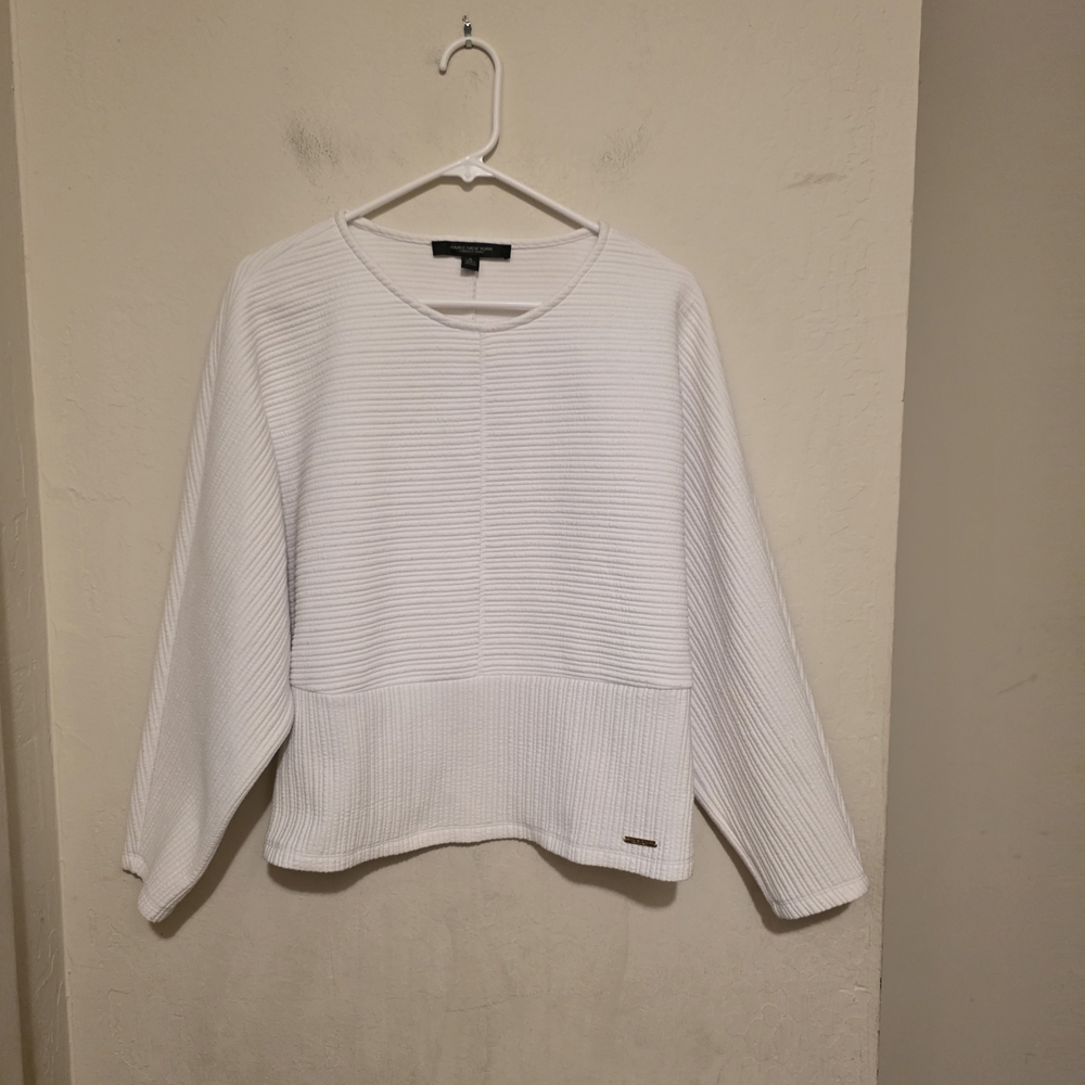 Marc  New York Andrew Marc Stylish White Ribbed Women's Sweatshirt Size Medium